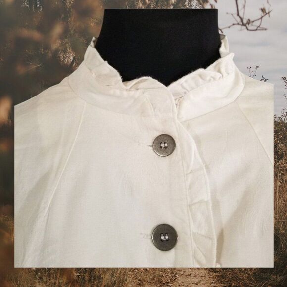 Chico's Ivory tone on tone floral print Military Style Jacket Size 12/14 - Picture 5 of 5